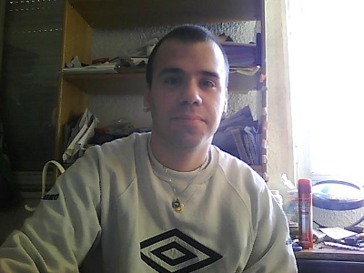 rencontre homme valide 25 ans � Saint-L�ger-du-Bourg-Denis 